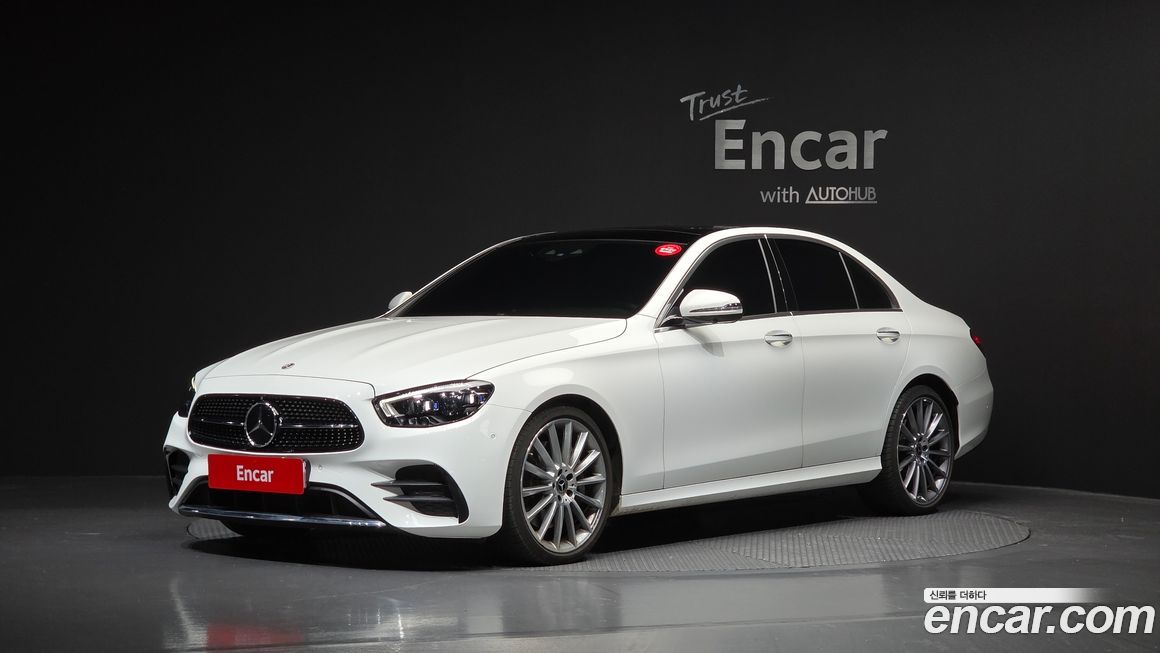 Mercedes-Benz E-Class 2022
