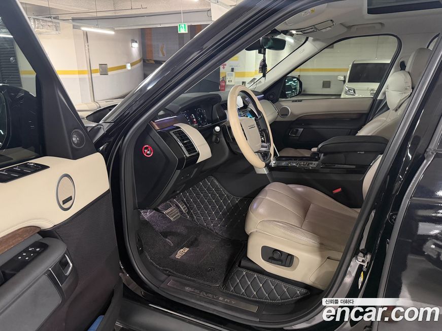 Land Rover Discovery 2018