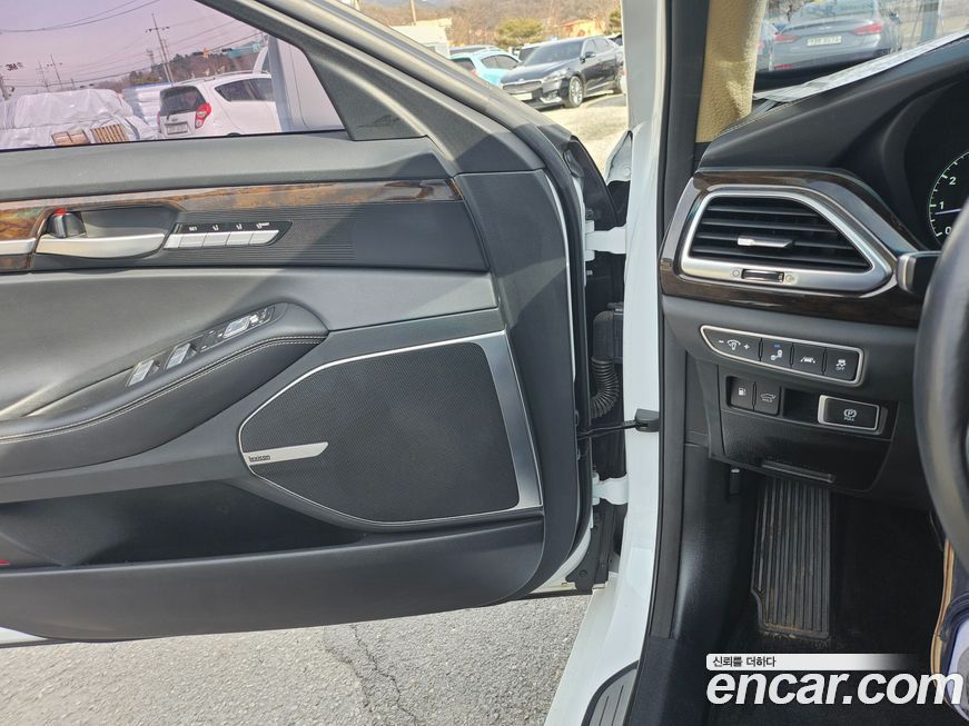 Genesis G90 2020