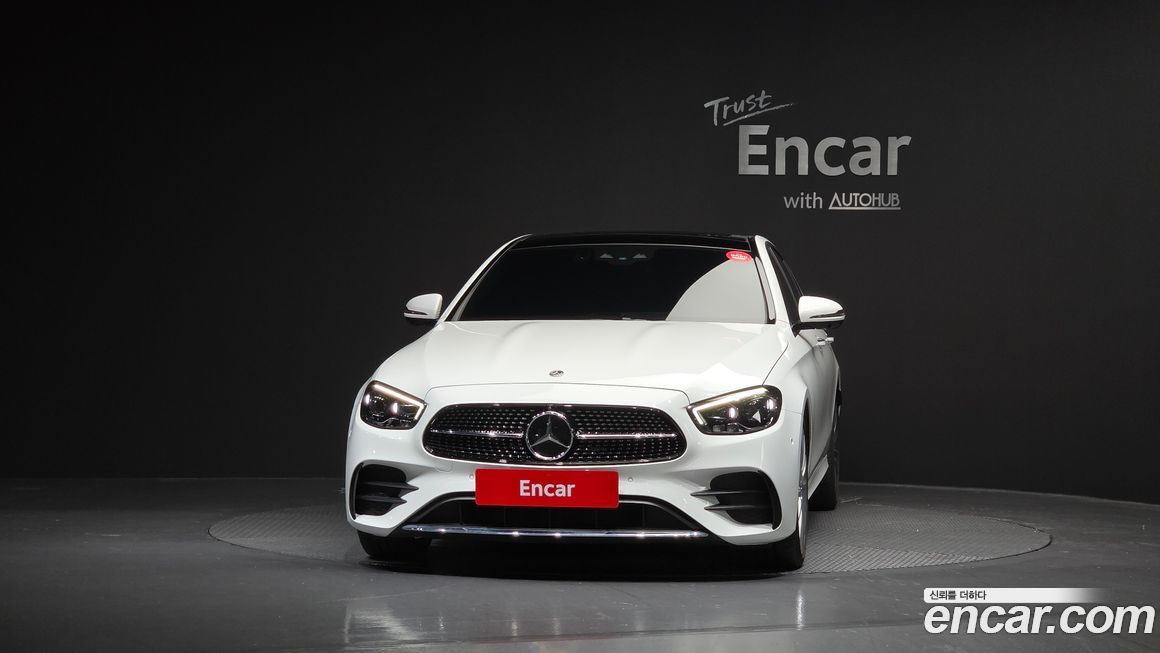 Mercedes-Benz E-Class 2022