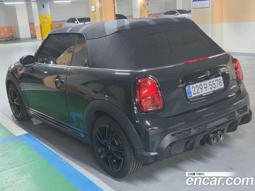 Mini Cooper Convertible 2023