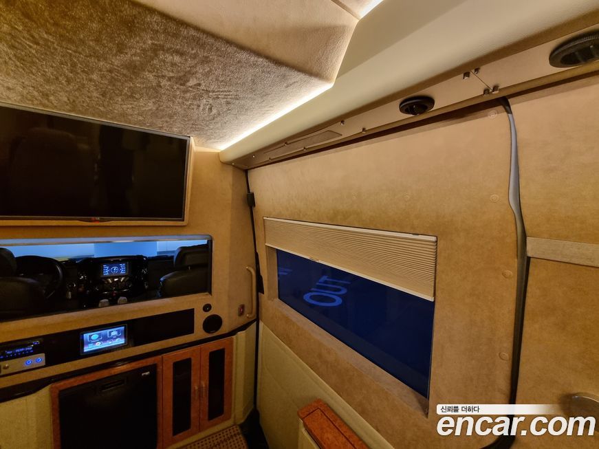 Mercedes-Benz Sprinter 2013