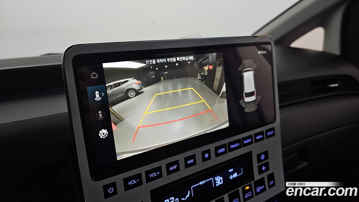 Hyundai Staria 2025