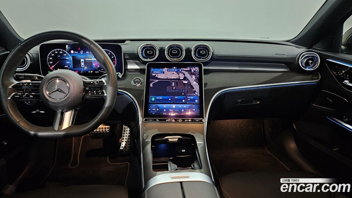 Mercedes-Benz C-Class 2023