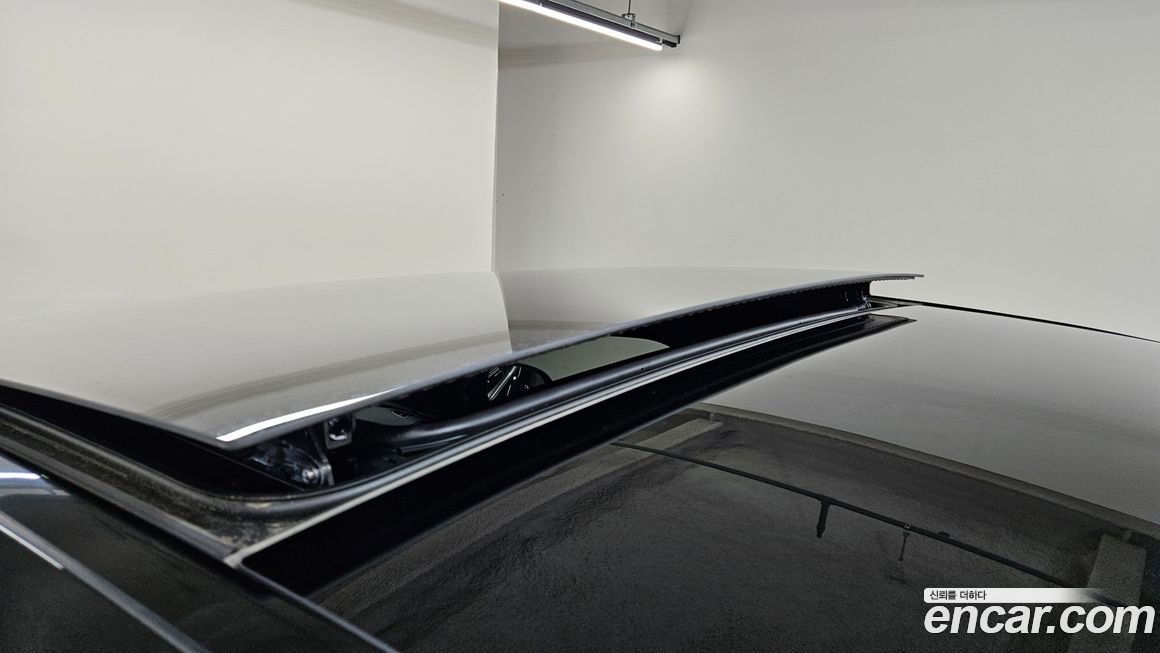 Mercedes-Benz C-Class 2023