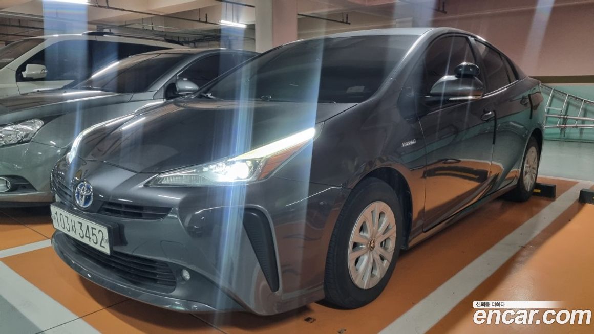 Toyota Prius 2019