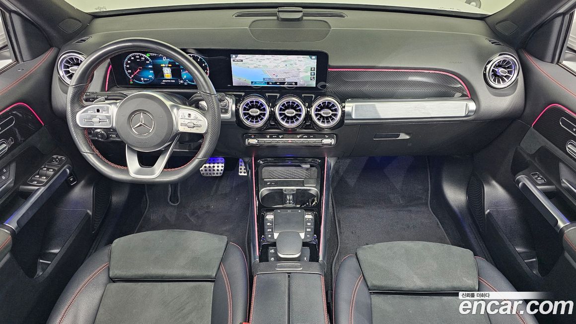 Mercedes-Benz GLB-Class 2021