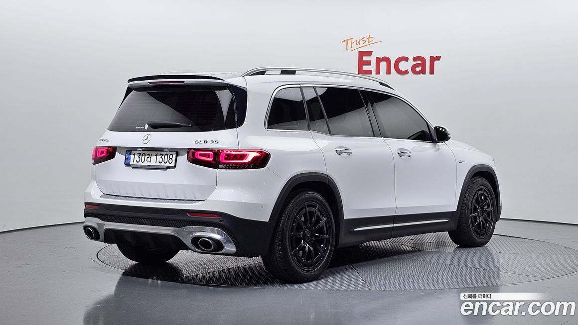 Mercedes-Benz GLB-Class 2021