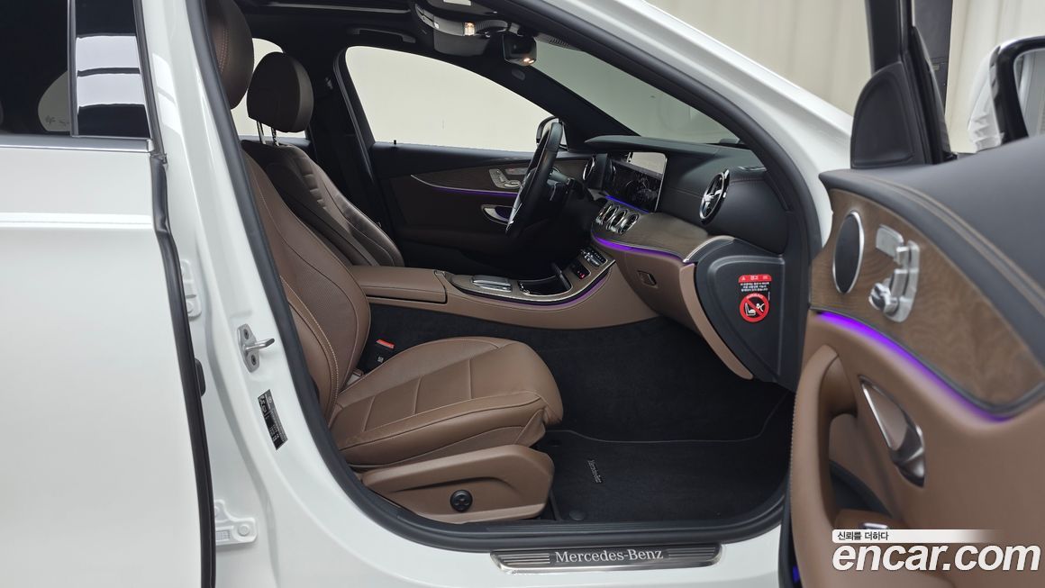 Mercedes-Benz E-Class 2023