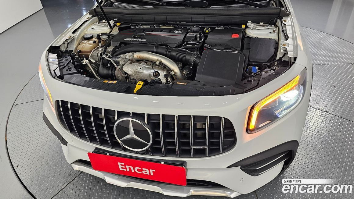 Mercedes-Benz GLB-Class 2021