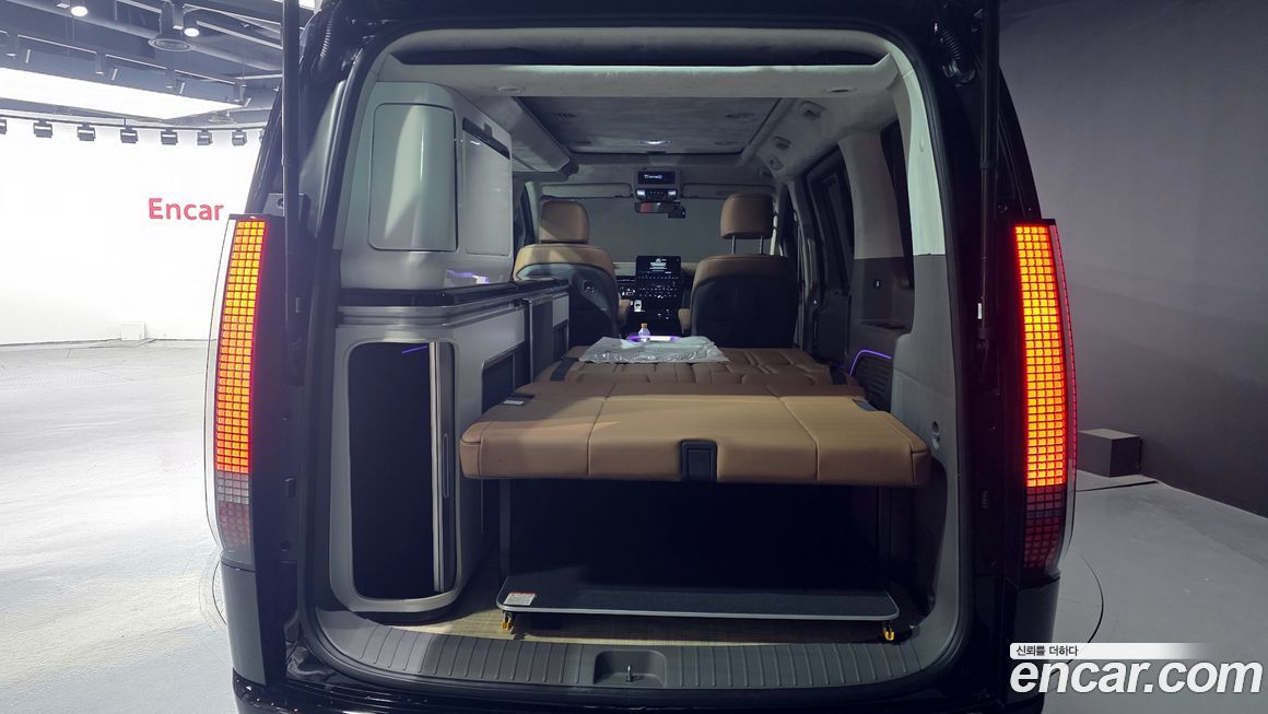 Hyundai Staria 2023