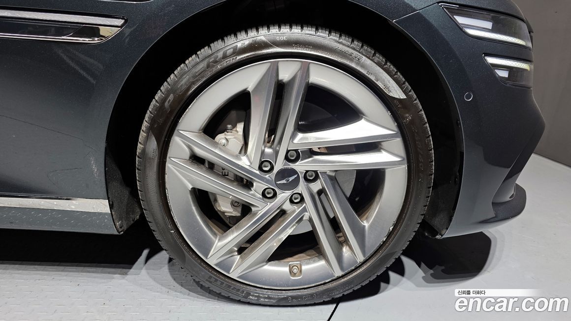 Genesis G80 2025