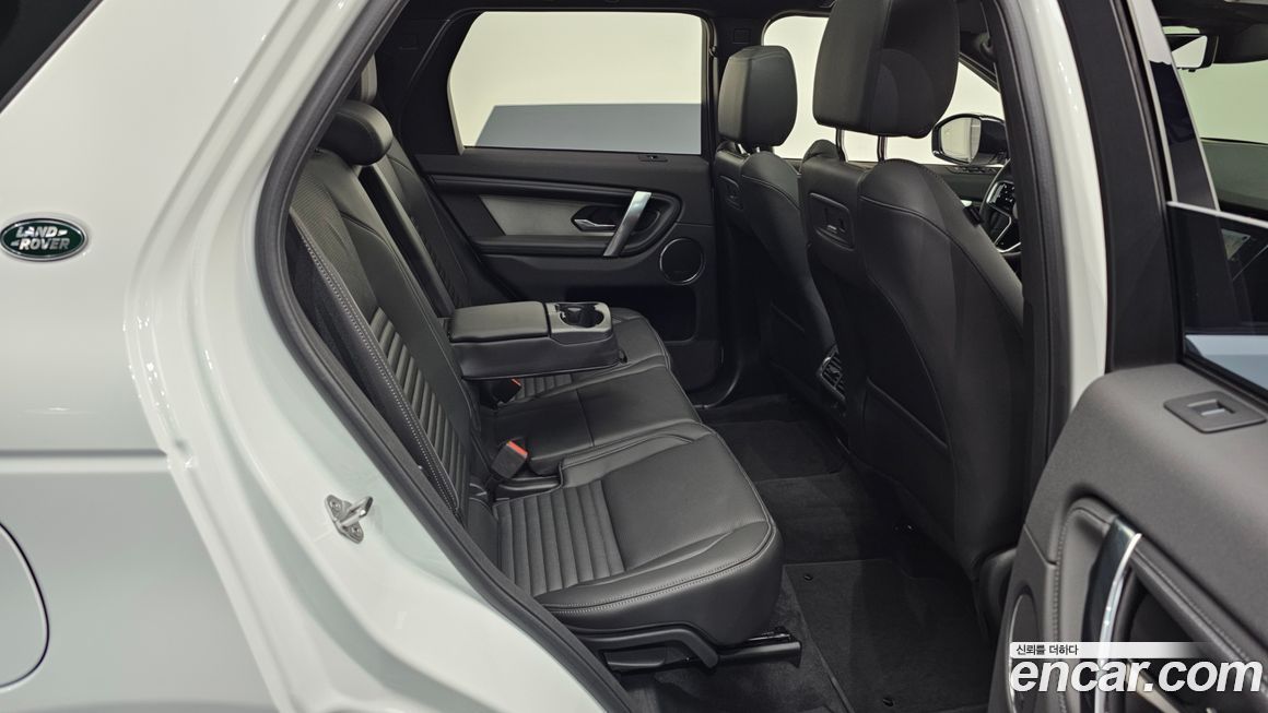 Land Rover Discovery Sport 2025