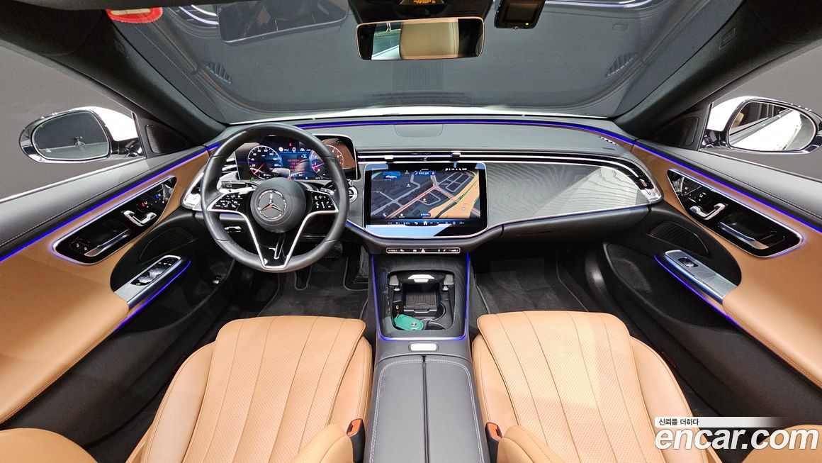 Mercedes-Benz E-Class 2024