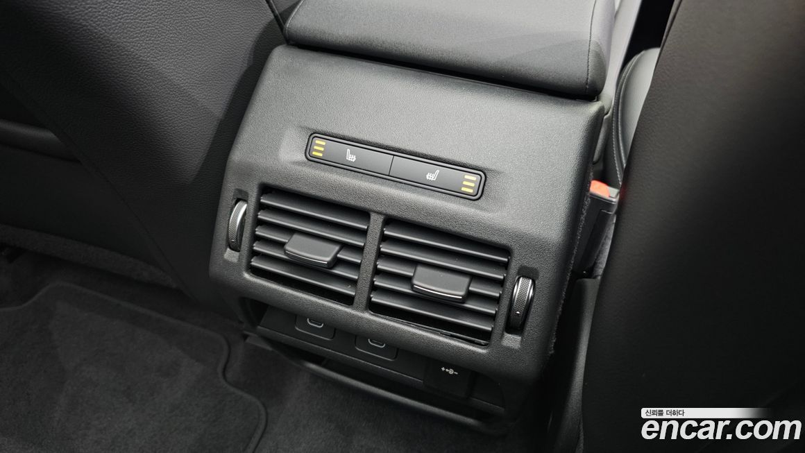 Land Rover Discovery Sport 2025