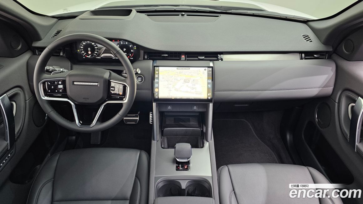 Land Rover Discovery Sport 2025