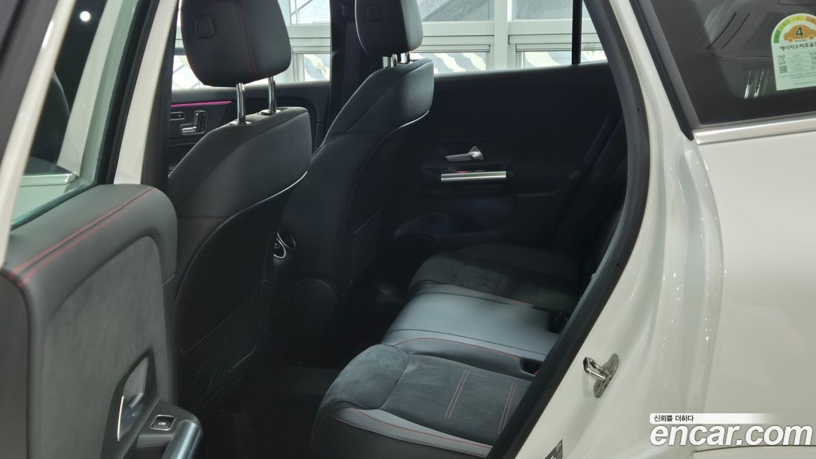 Mercedes-Benz GLA-Class 2026