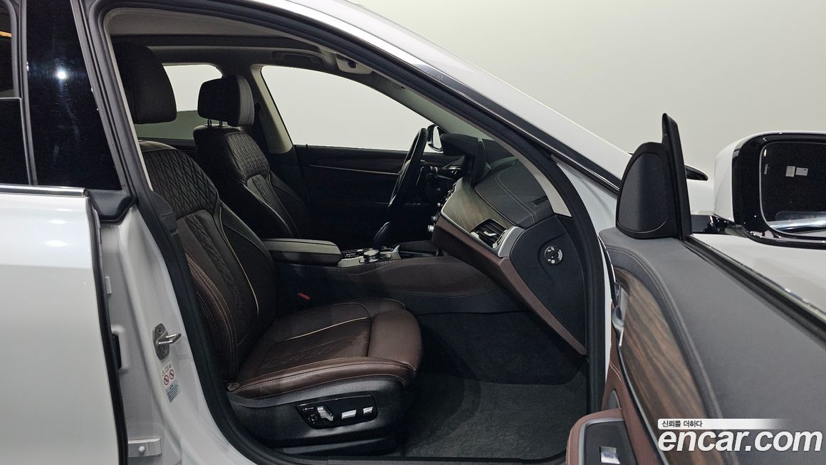 BMW Gran Turismo 2023