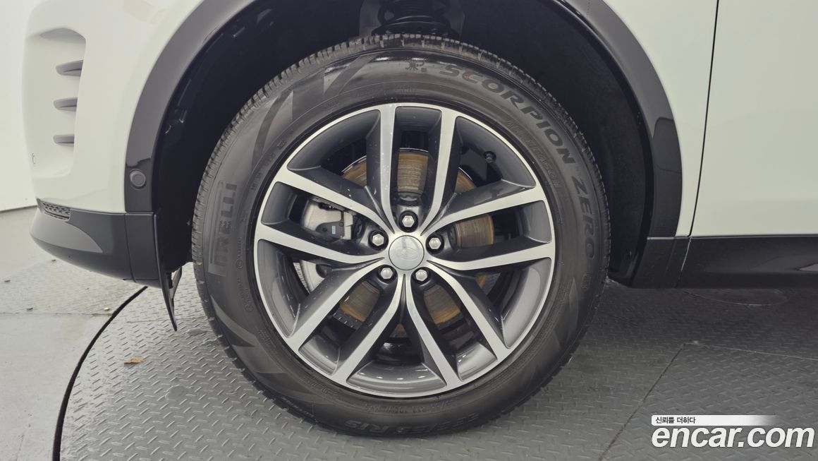 Land Rover Discovery Sport 2025