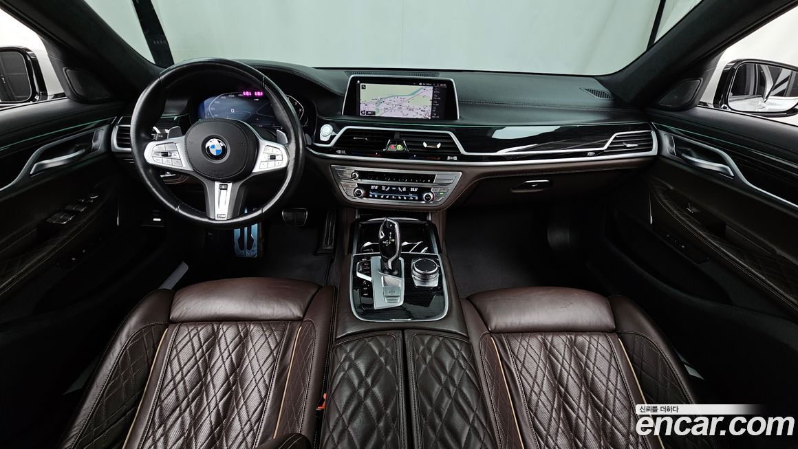BMW 7-Series 2021