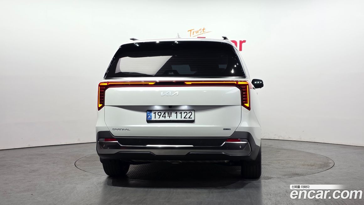 Kia Canival 2024