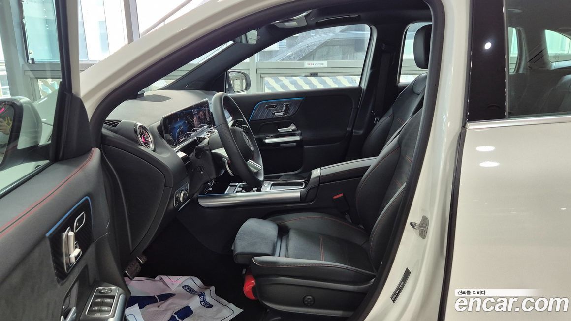 Mercedes-Benz GLA-Class 2026