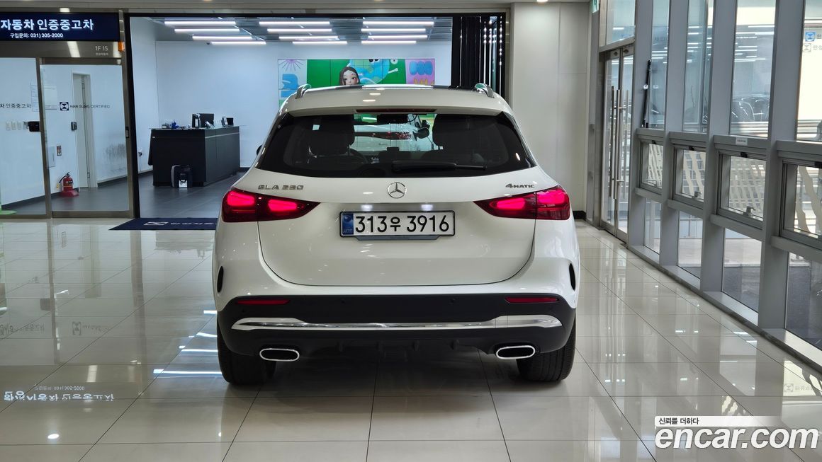 Mercedes-Benz GLA-Class 2026