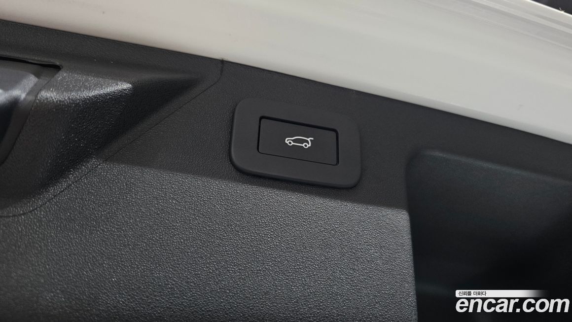 Land Rover Discovery Sport 2025