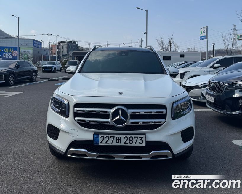 Mercedes-Benz GLB-Class 2021