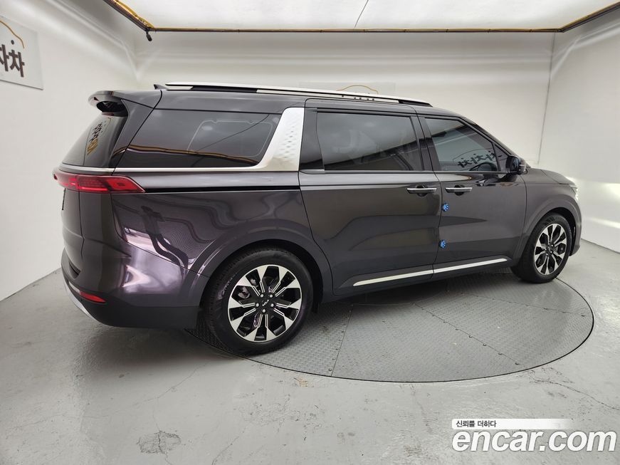 Kia Canival 2021