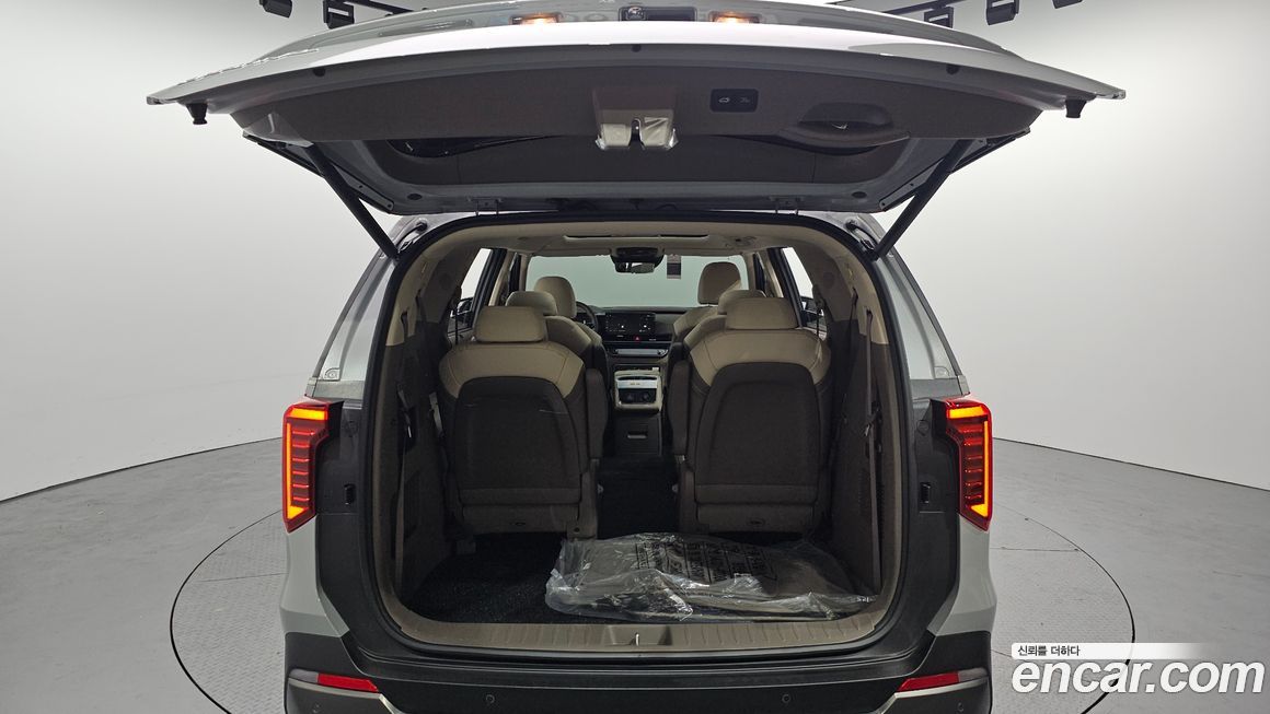 Kia Canival 2025