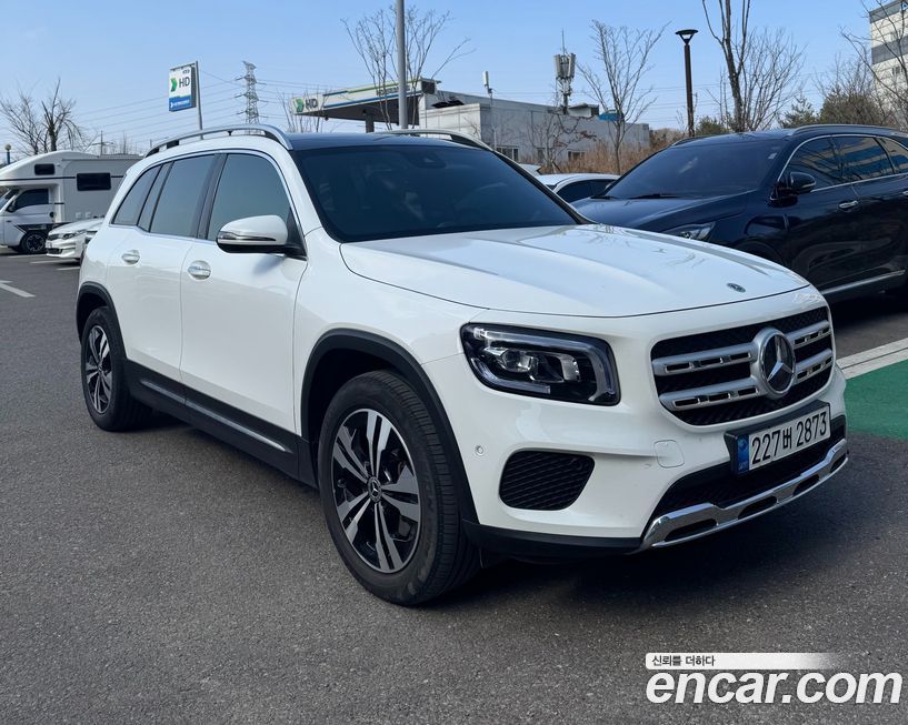 Mercedes-Benz GLB-Class 2021