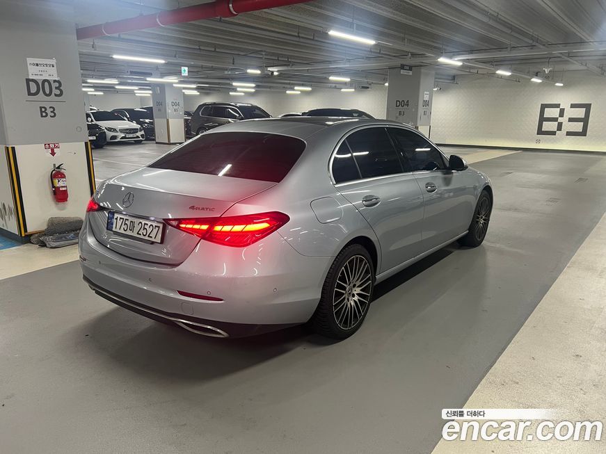 Mercedes-Benz C-Class 2022