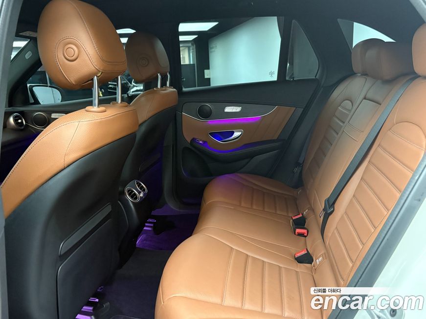 Mercedes-Benz GLC-Class 2022