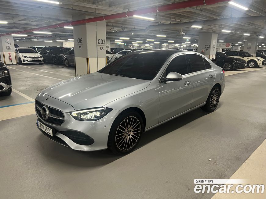 Mercedes-Benz C-Class 2022