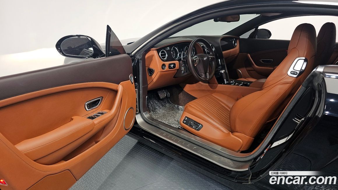 Bentley Continental 2016