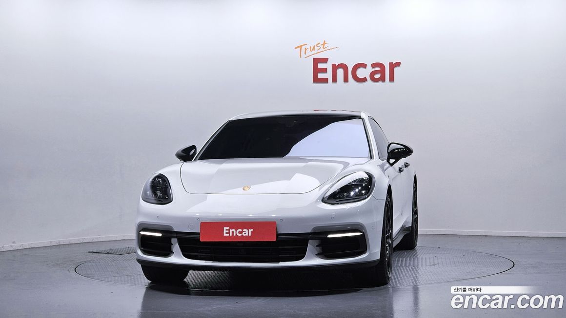 Porsche Panamera 2018