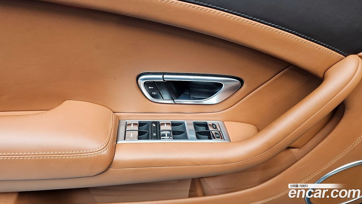 Bentley Continental 2016