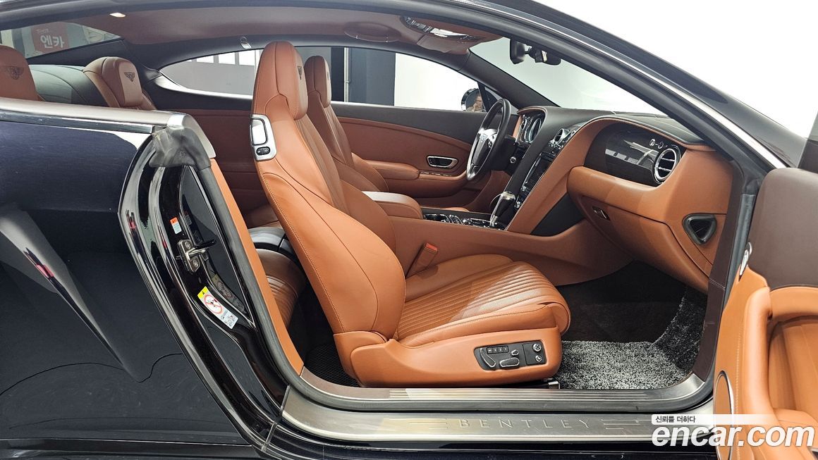 Bentley Continental 2016