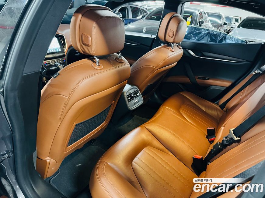 Maserati Ghibli 2020