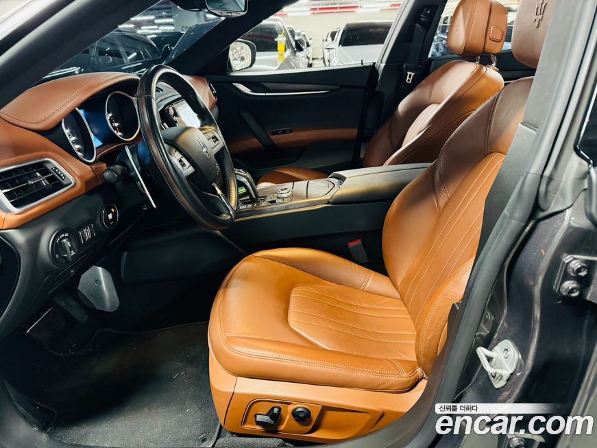 Maserati Ghibli 2020