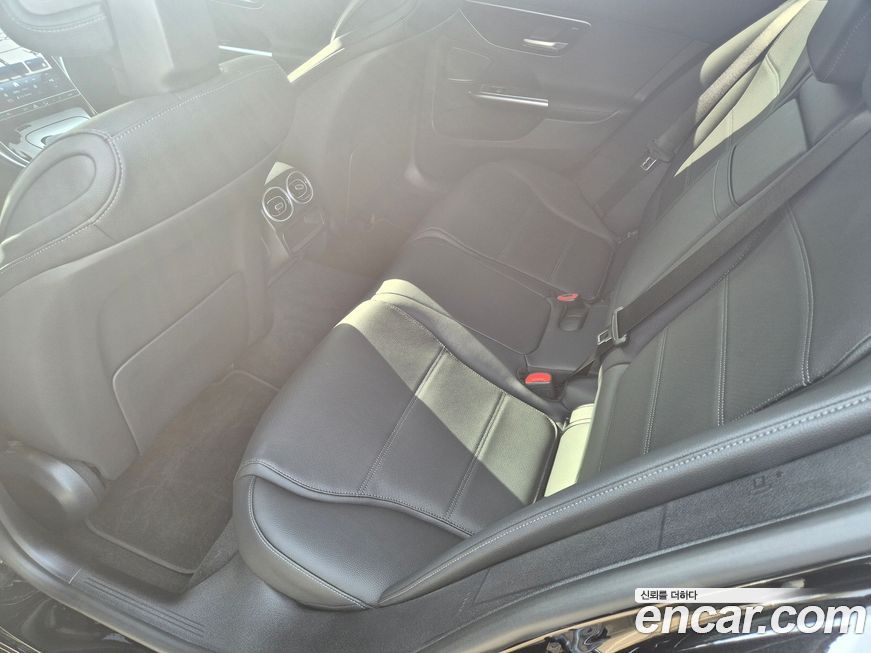Mercedes-Benz C-Class 2023