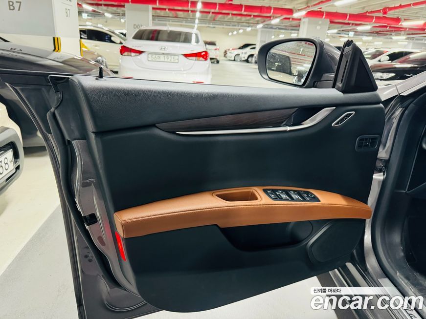 Maserati Ghibli 2020