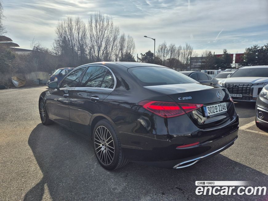 Mercedes-Benz C-Class 2023