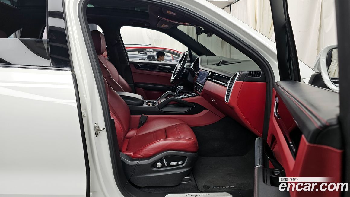 Porsche Cayenne 2020