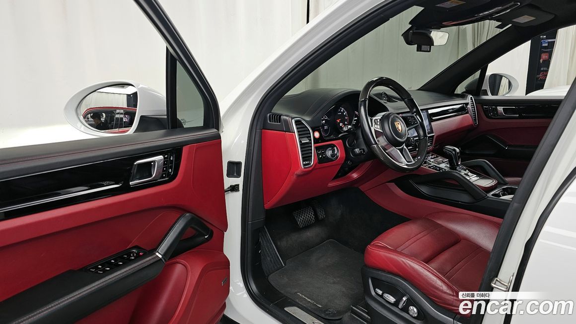 Porsche Cayenne 2020