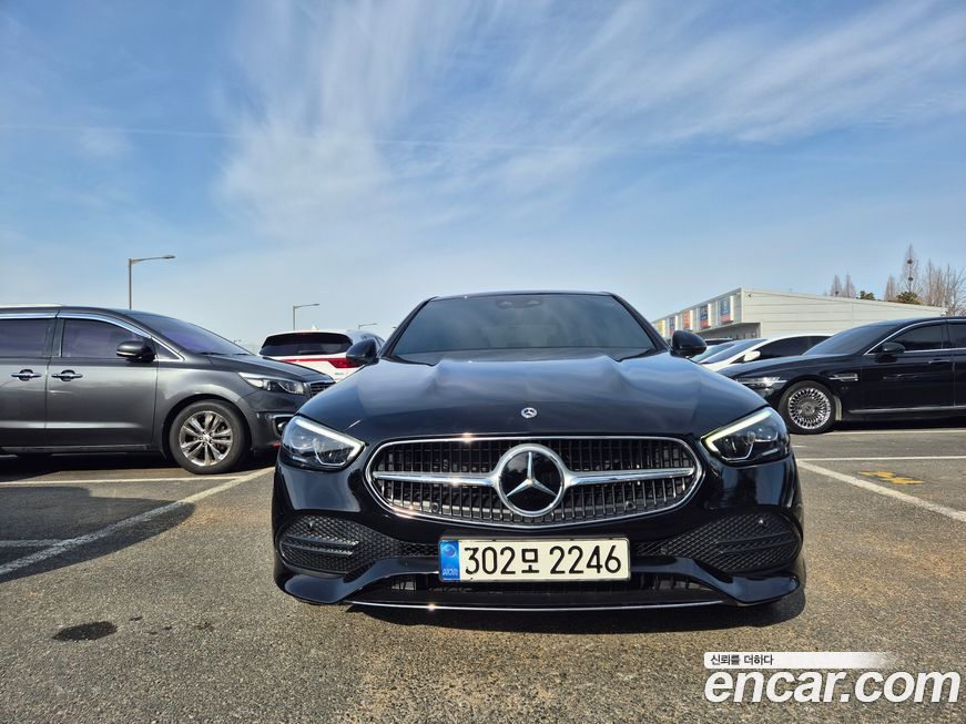 Mercedes-Benz C-Class 2023