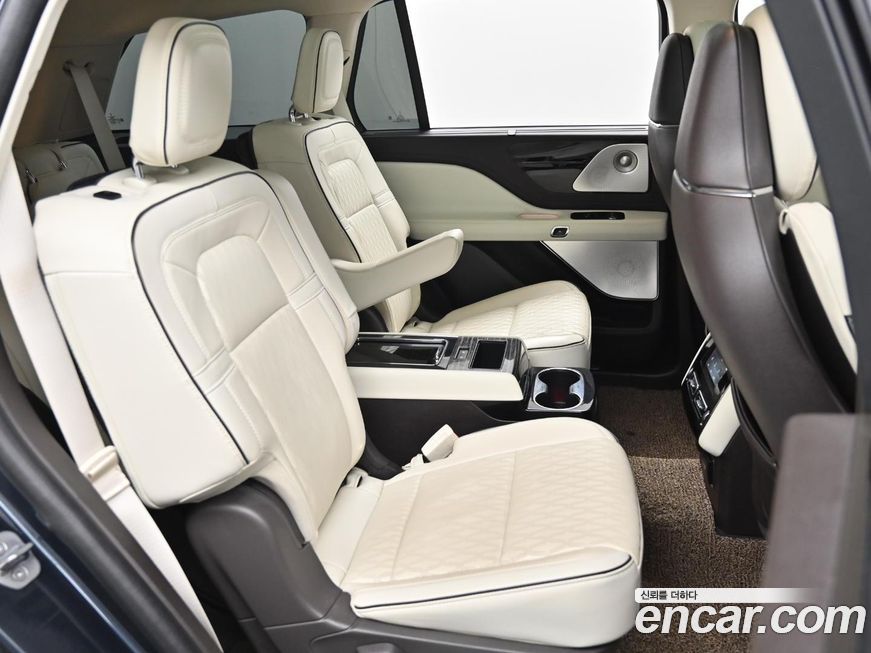 Lincoln Aviator 2023
