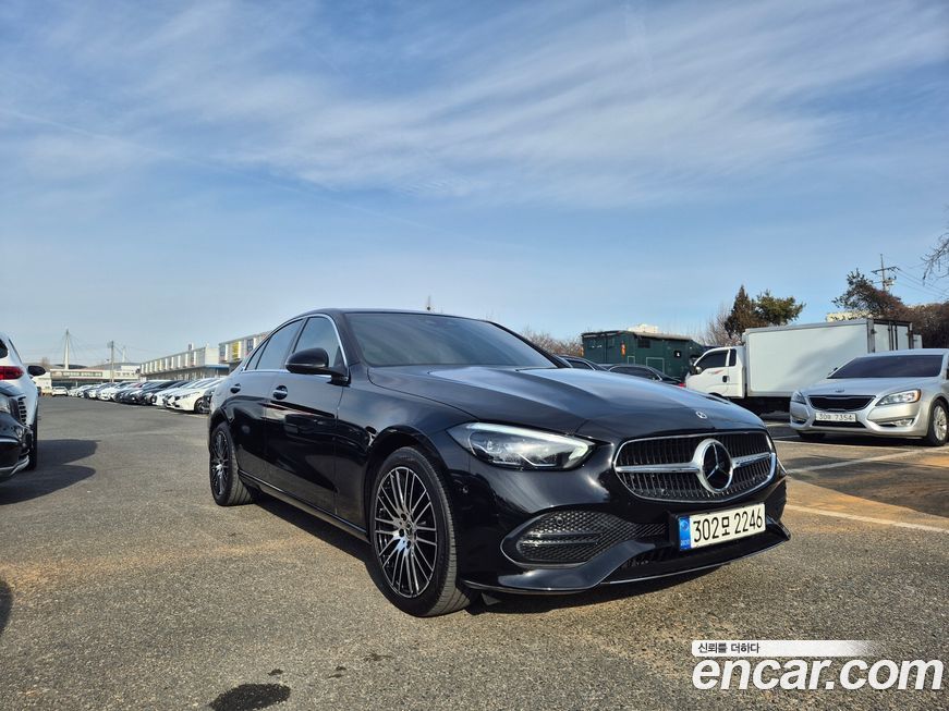 Mercedes-Benz C-Class 2023