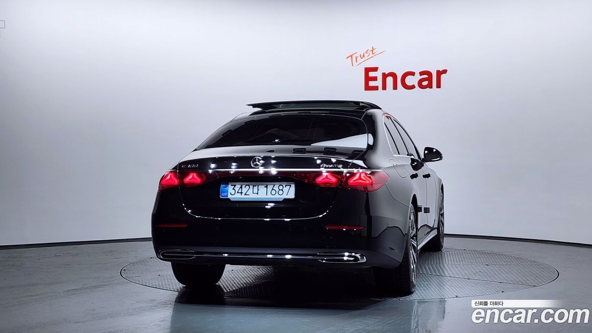 Mercedes-Benz E-Class 2026
